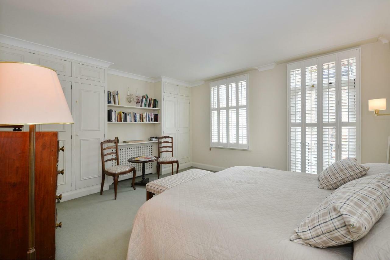 Ennismore Mews Лондон Екстер'єр фото