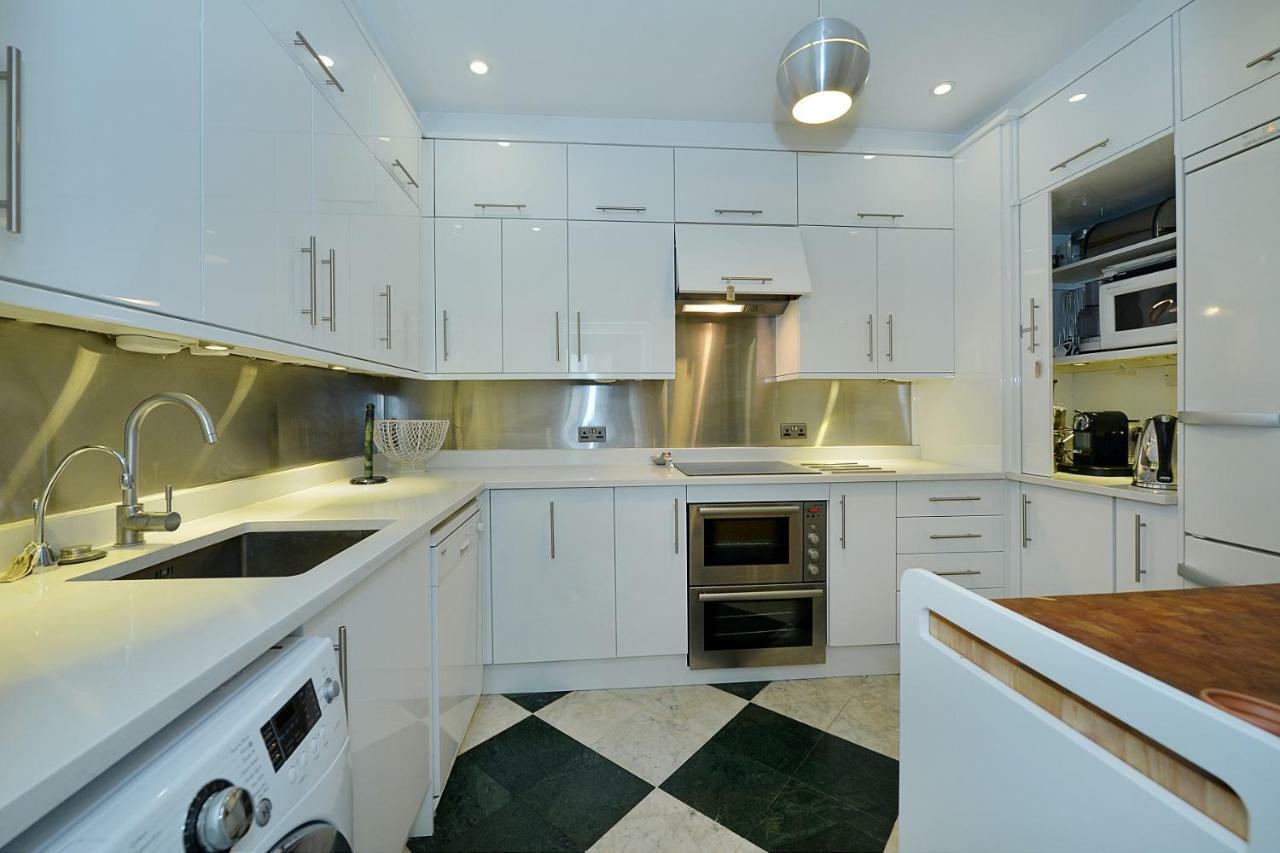 Ennismore Mews Лондон Екстер'єр фото